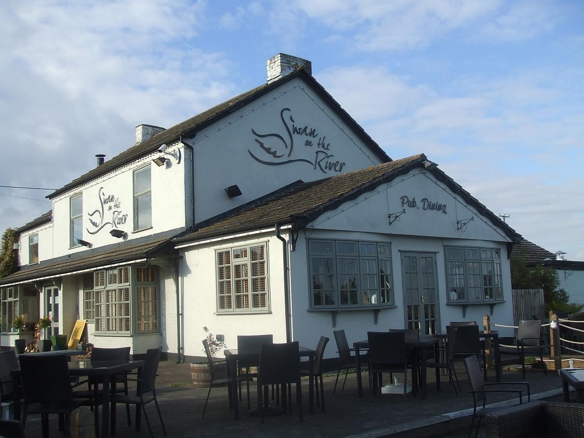 The Swan On The River Hotel Ely Exterior photo